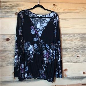 Maurice’s stretchy, flowered Blouse
